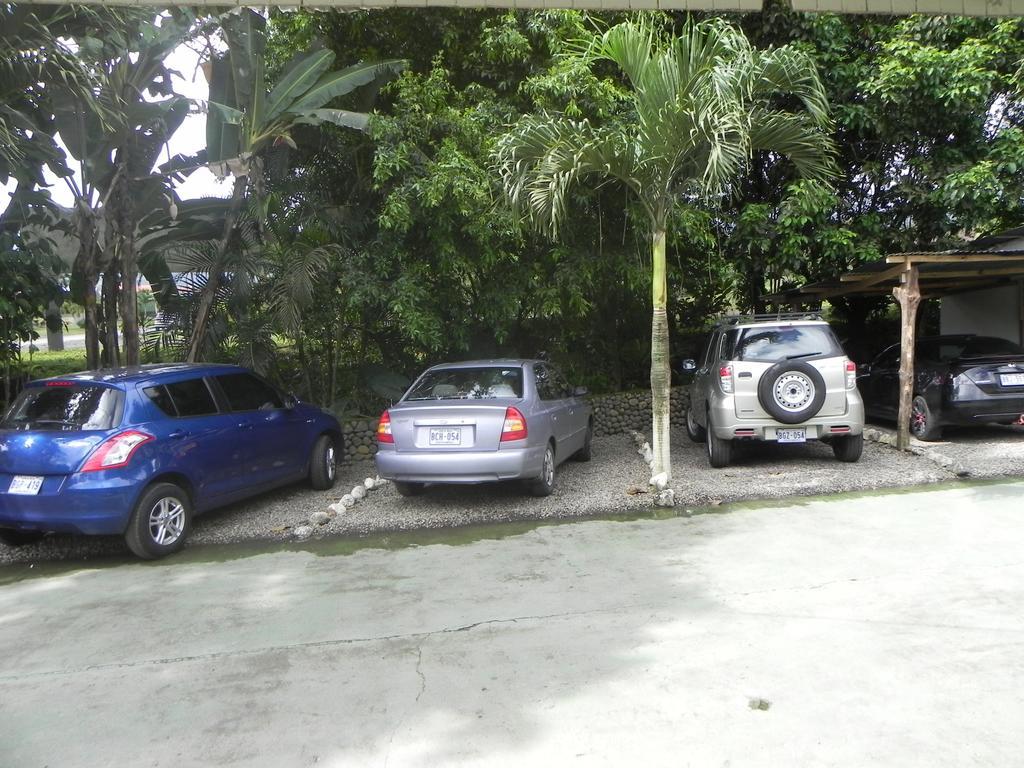 Hostel Rio Danta La Fortuna Exterior photo